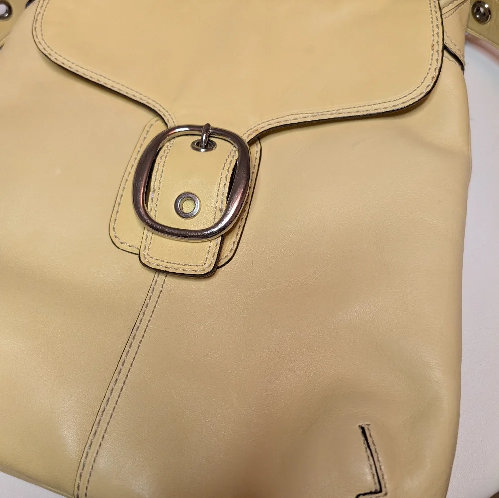 Vintage Coach Yellow Leather Bleecker Crossbody Shoulder Bag F13355 - Picture 2 of 14